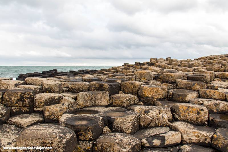 Formaciones en la Calzada del Gigante