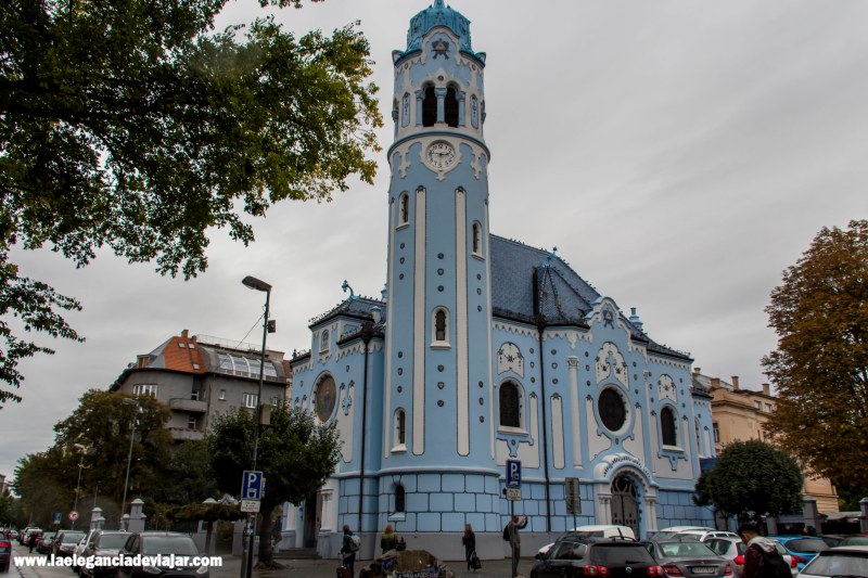 Iglesia de St Elisabeth-Iglesia azul